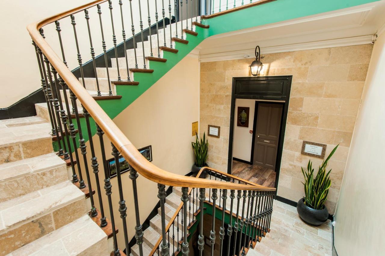 Hotel De Charme Le Provence Σαλόν-ντε-Προβάνς Εξωτερικό φωτογραφία