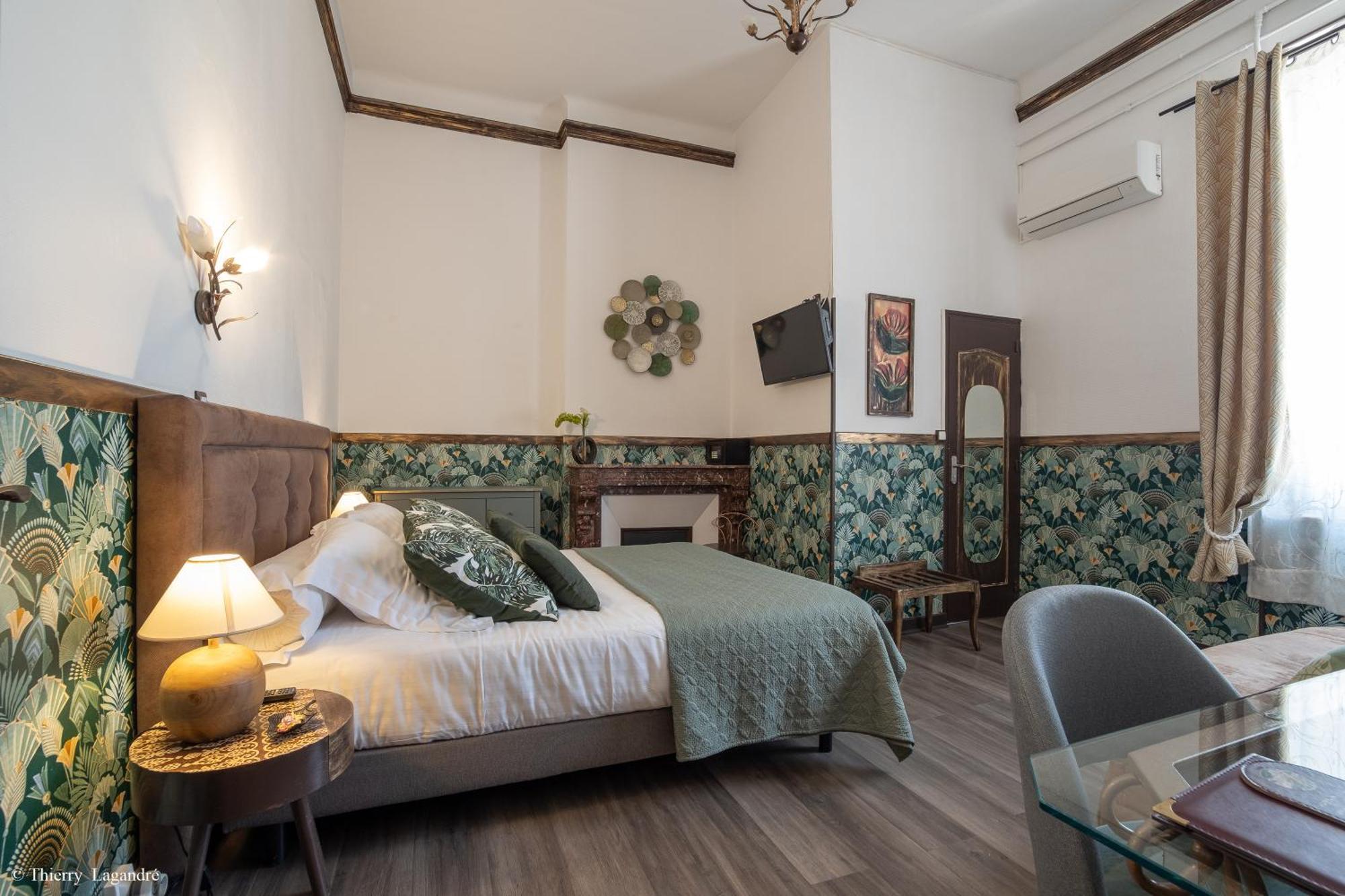 Hotel De Charme Le Provence Σαλόν-ντε-Προβάνς Εξωτερικό φωτογραφία