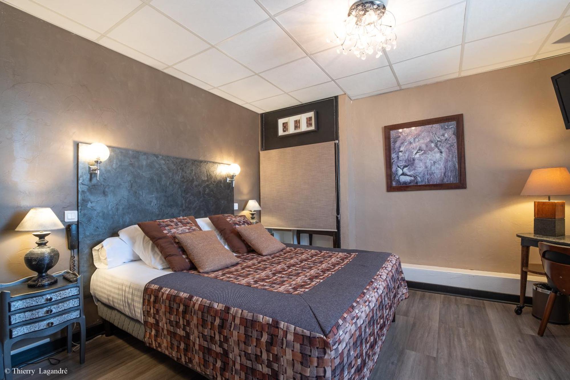 Hotel De Charme Le Provence Σαλόν-ντε-Προβάνς Εξωτερικό φωτογραφία